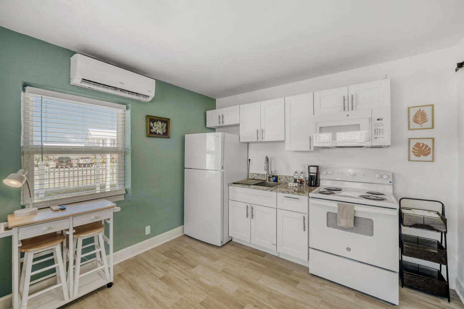 Studio — Compact · Unit 2526 - Image 5