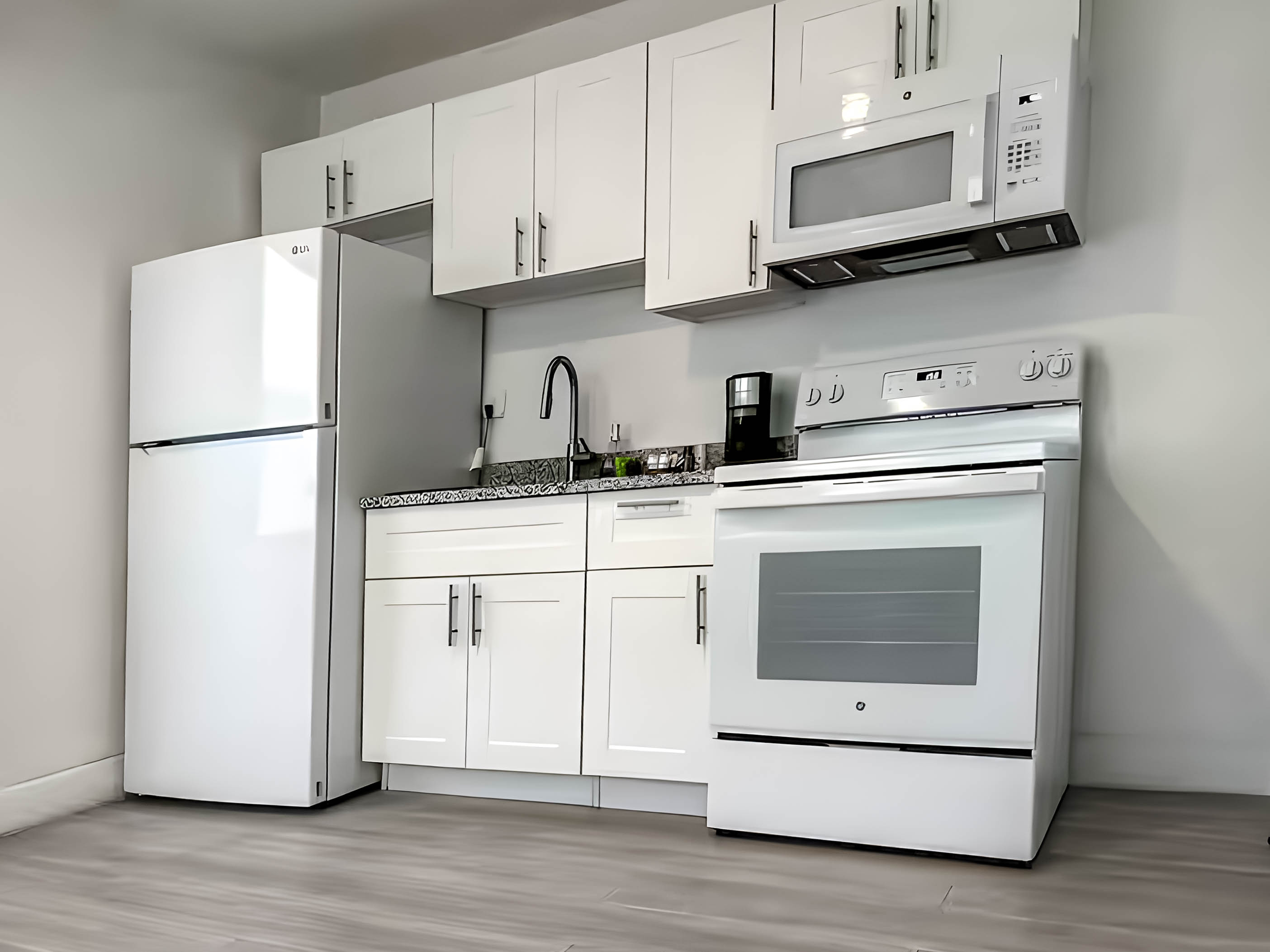 Studio - Compact · Unit 2526 - Image 5