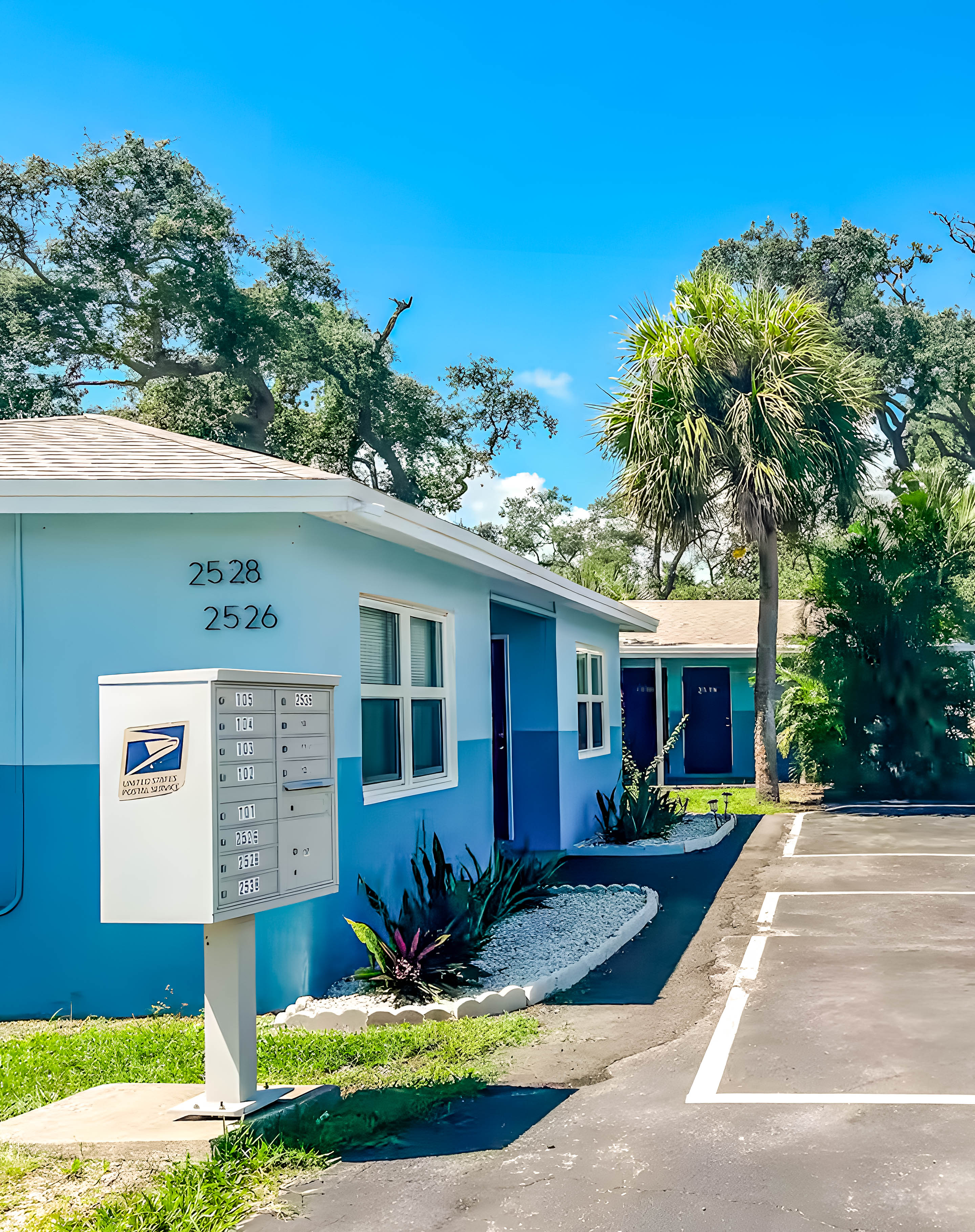 Studio - Compact · Unit 2528 - Image 9