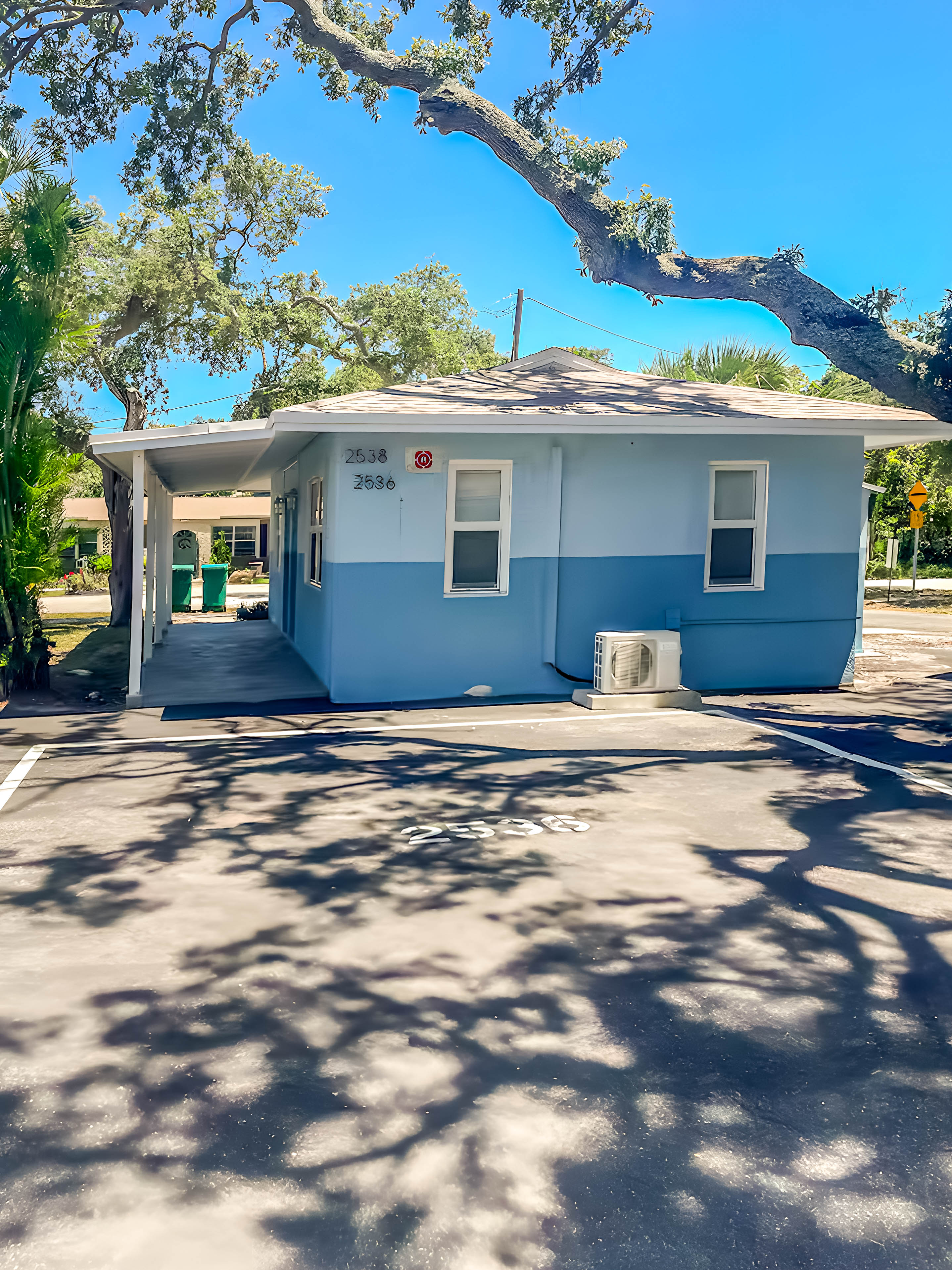 Studio — Compact · Unit 2536 - Image 7