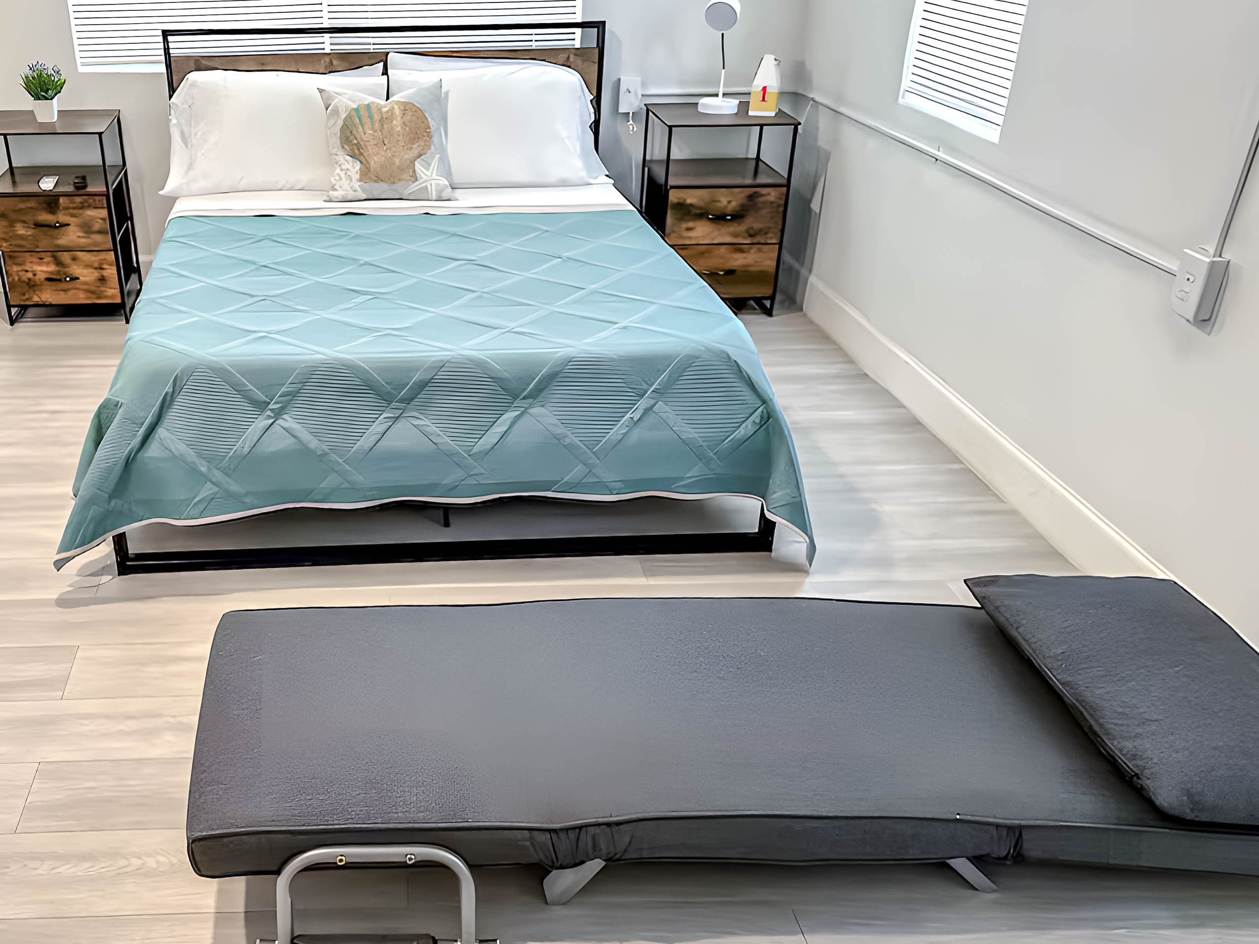 Studio — Compact · Unit 2536 - Image 8