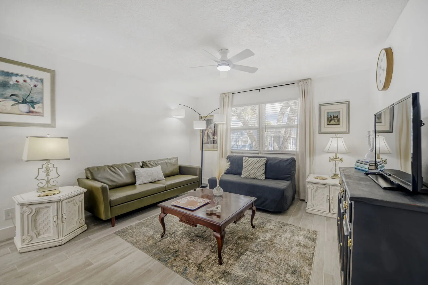 2 Bedroom, 1 Bath · Sea Grape 101 (Building 1042) - Image 1