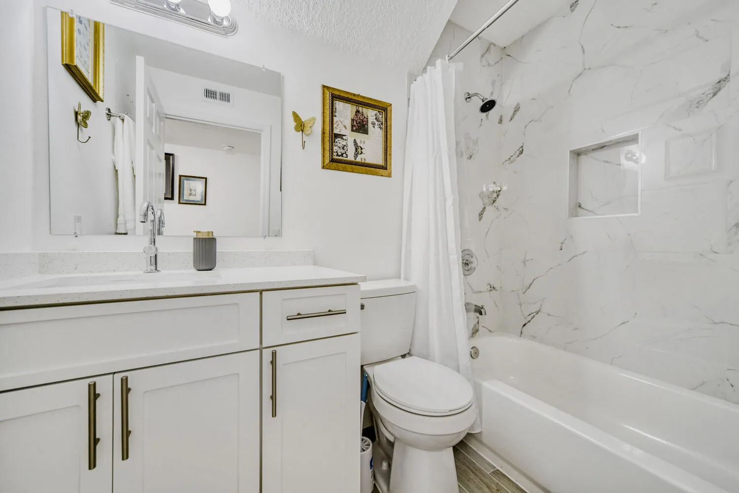 2 Bedroom, 1 Bath · Sea Grape 101 (Building 1042) - Image 5