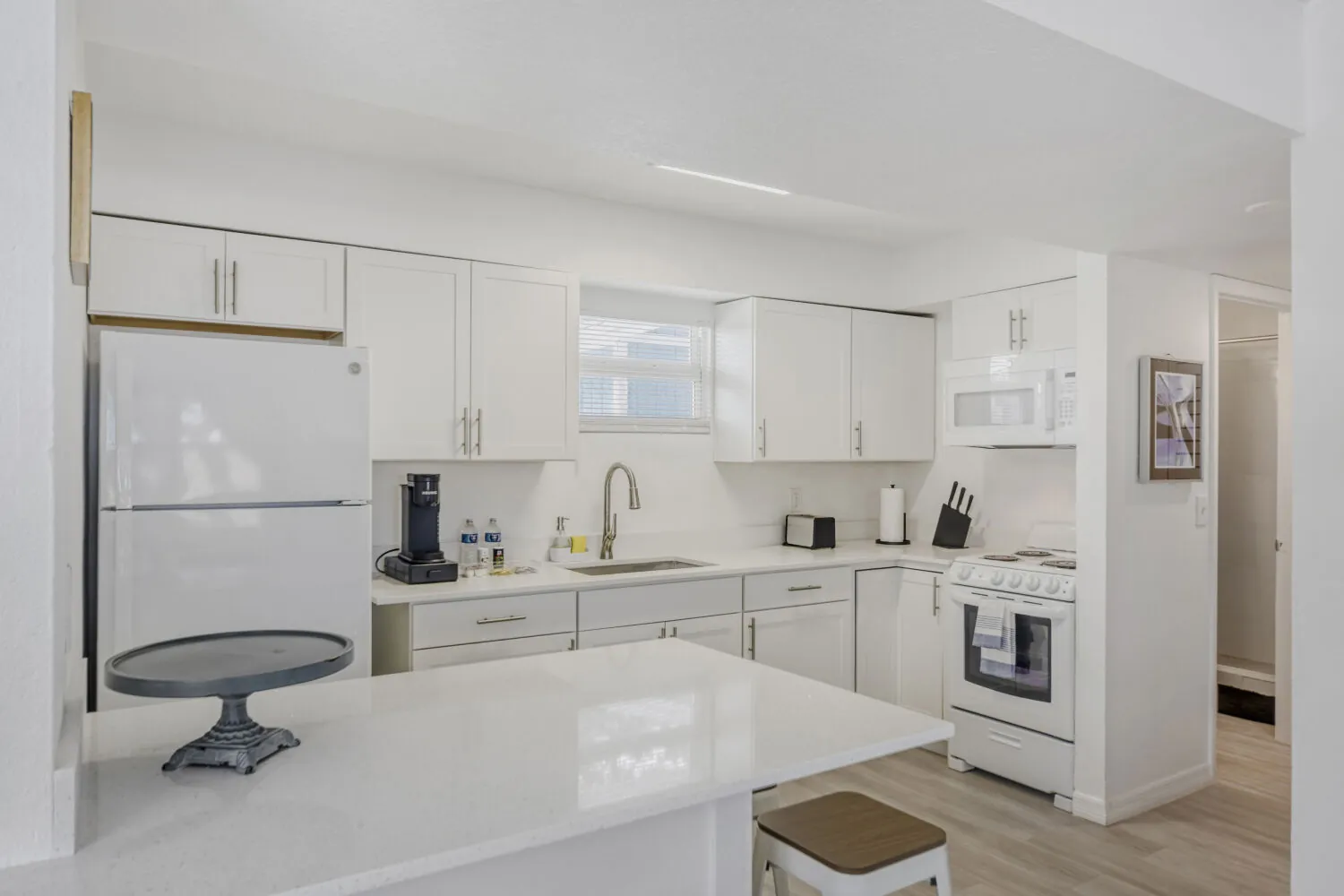 1 Bedroom, 1 Bath · Sea Grape 201 - Image 3
