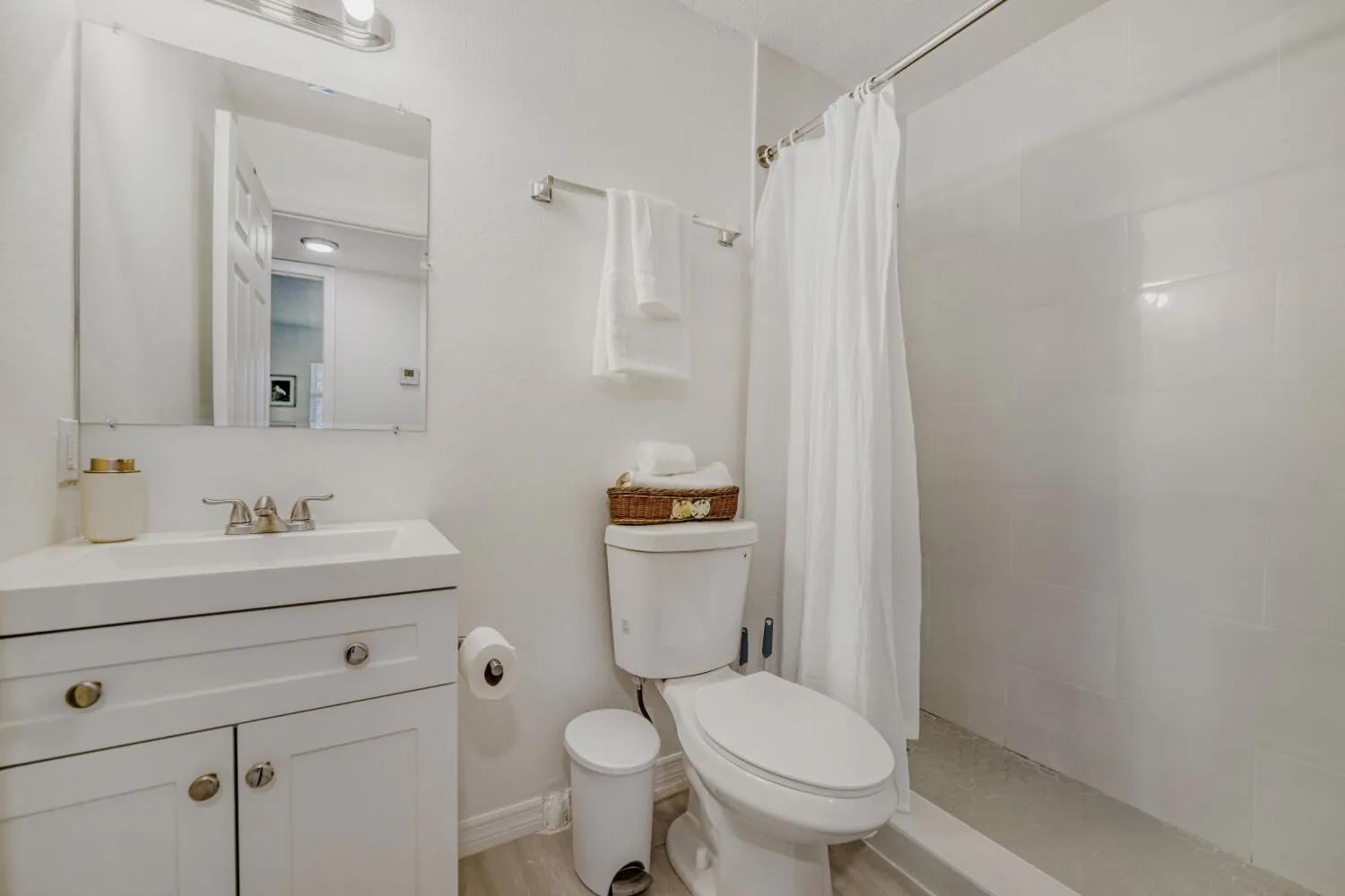 1 Bedroom, 1 Bath · Sea Grape 201 - Image 5
